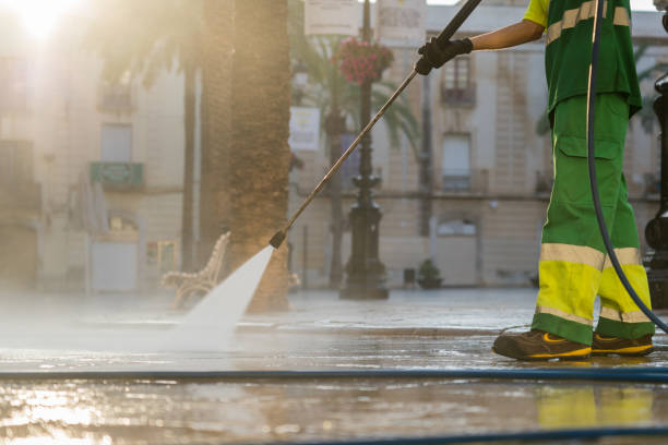 Best Pool Deck Cleaning  in Mahnomen, MN
